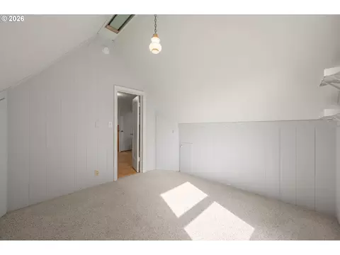 Bedroom - 2362 Charnelton St, Eugene, OR 97405 photo 5 of 5