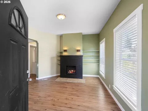 5909 SE Carlton St, Portland, OR 97206