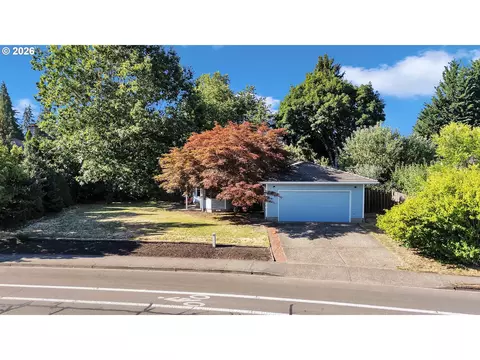 Exterior - 600 E Mountainview Dr, Newberg, OR 97132 photo 9 of 10