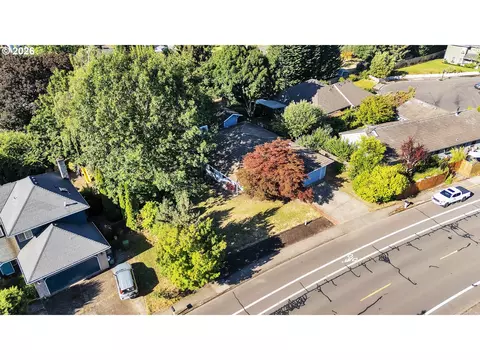 View/Area - 600 E Mountainview Dr, Newberg, OR 97132 photo 2 of 3