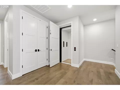 Entry Way - 19818 SE Ascension Loop, Camas, WA 98607 photo 5 of 6