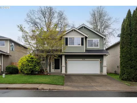 8330 SW Norfolk Ln, Portland, OR 97224