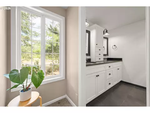 Bath - 84640 Lorane Hwy, Eugene, OR 97405 photo 1 of 4