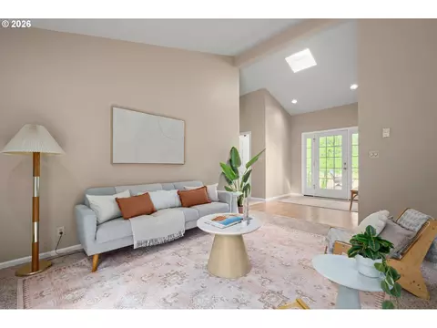 Living - 84640 Lorane Hwy, Eugene, OR 97405 photo 2 of 4