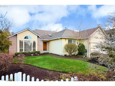 2848 NE Kelly Pl, Gresham, OR 97030
