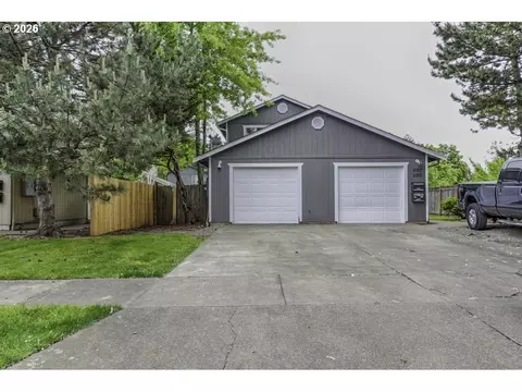 1195 1197 Shipping St, Salem, OR 97301