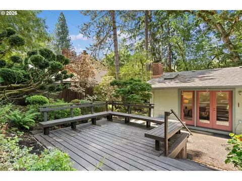 Exterior - 4861 Donald St, Eugene, OR 97405 photo 10 of 16