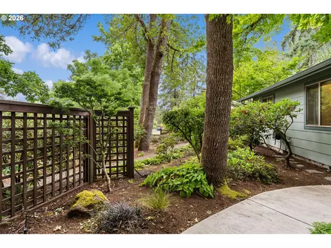 Exterior - 4861 Donald St, Eugene, OR 97405 photo 2 of 16