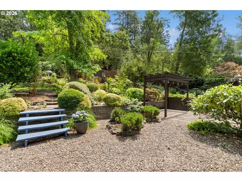 Exterior - 4861 Donald St, Eugene, OR 97405 photo 9 of 16