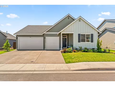 2663 W 15th Ave, Junction City, OR 97448