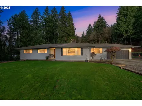 9315 SE Kingswood Way, Damascus, OR 97089