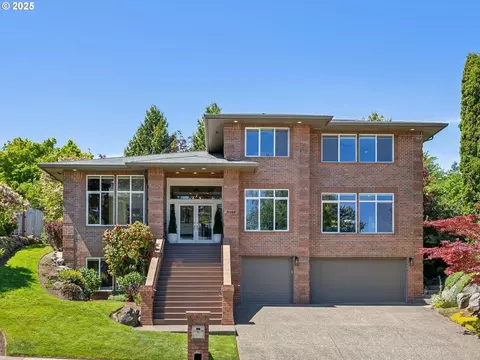 5550 Summit St, West Linn, OR 97068