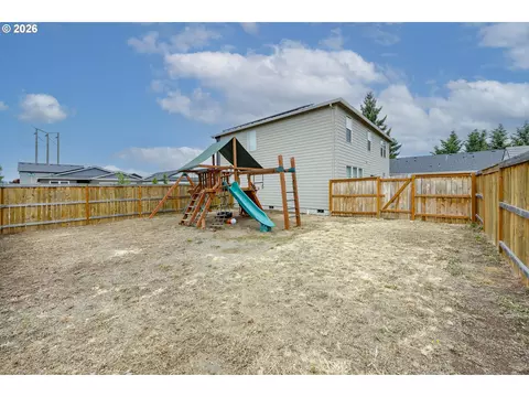 Exterior - 1729 Milo Way, Eugene, OR 97404 photo 6 of 7