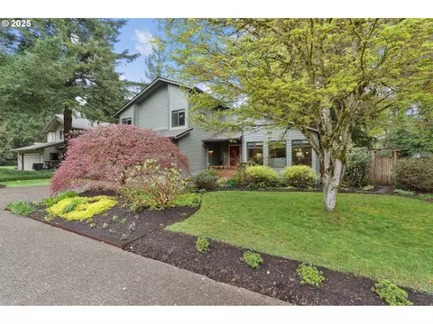 8099 SW Woody End St, Durham, OR 97224
