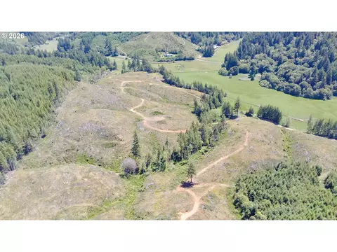 Larson Ln, North Bend, OR 97459 photo 6