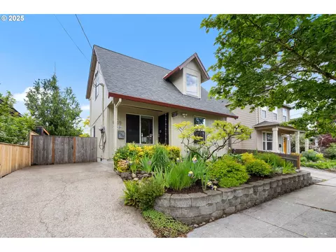 6322 SE 70th Ave, Portland, OR 97206