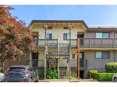 4071 Donald St #E, Eugene, OR 97405