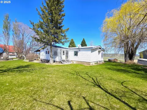 401 Main St, Unity, OR 97884