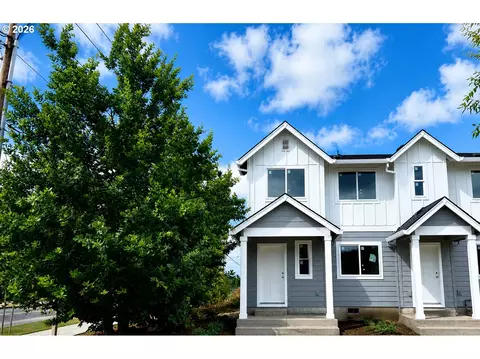897 Kirskey St, Woodburn, OR 97071
