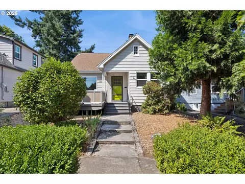3943 NE 76th Ave, Portland, OR 97213