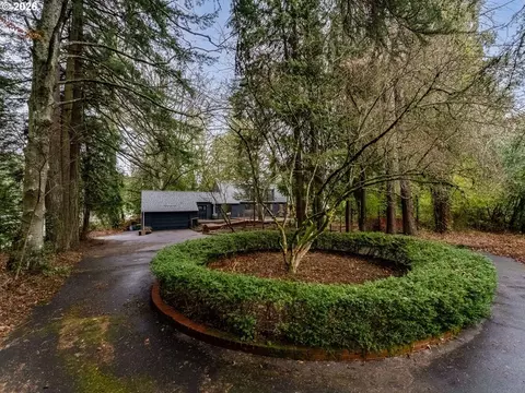 3690 SW 96th Ave, Portland, OR 97225