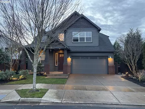19360 Pelican Lake Pl, Oregon City, OR 97045