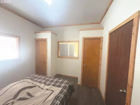 Bedroom - 585 Hager St, Heppner, OR 97836 photo 3 of 3