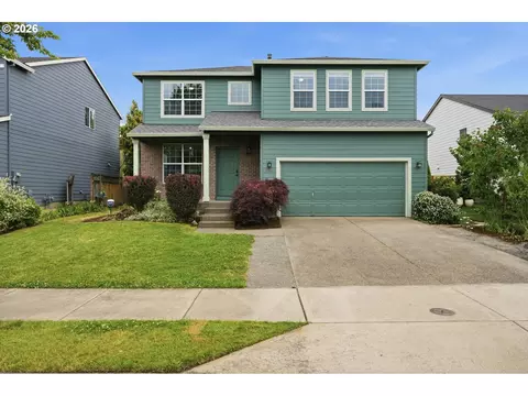 2536 Edgewater Dr, Woodburn, OR 97071