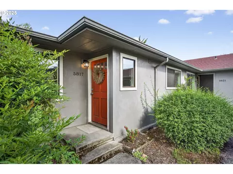 5817 NE 10th Ave, Portland, OR 97211