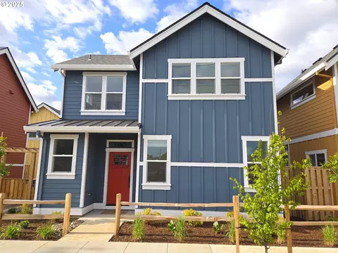 7265 SE Duke St #2, Portland, OR 97206