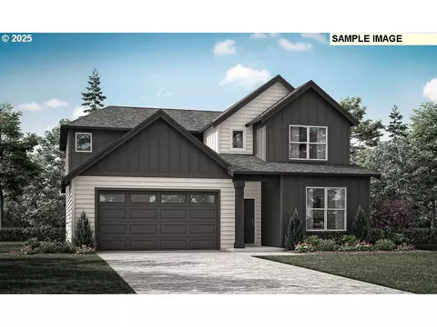 3096 Olympic St #15, Woodburn, OR 97071