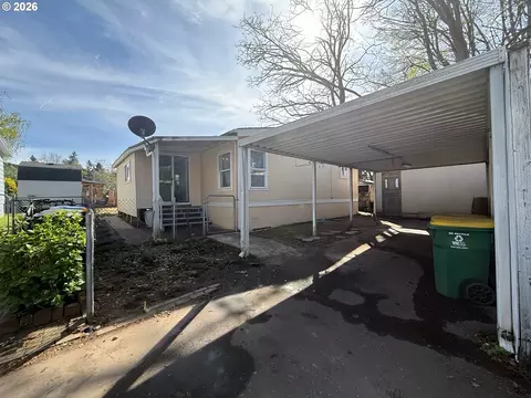 23200 NE Sandy Blvd #52, Wood Village, OR 97060