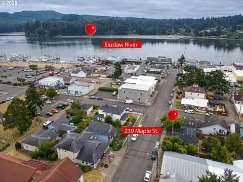 View/Area - 239 Maple St, Florence, OR 97439 photo 6 of 6