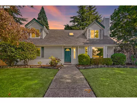 2003 SE Briarwood Dr, Vancouver, WA 98683