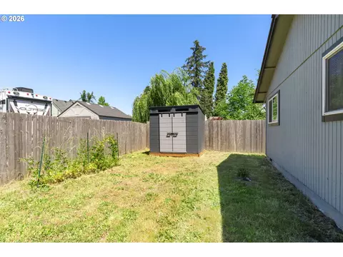 4526 Daisy St, Springfield, OR 97478 photo 29