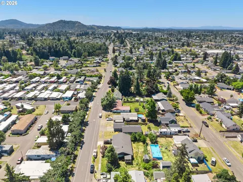 4526 Daisy St, Springfield, OR 97478 photo 35