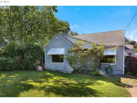 3040 SW Hume St, Portland, OR 97219