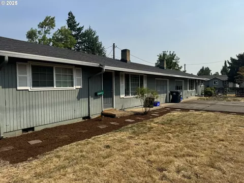410412 W N St, Springfield, OR 97477