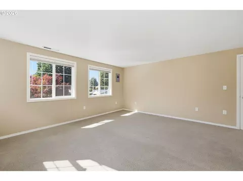 Living - 2279 Blackburn St, Eugene, OR 97405 photo 4 of 4