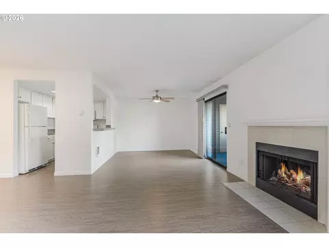 Living - 10168 SE Talbert St, Clackamas, OR 97015 photo 2 of 6