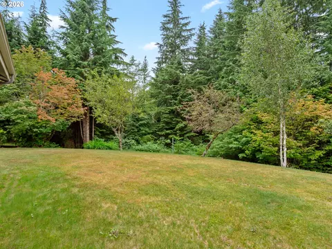 Exterior - 502 SE Red Elder Dr, Corbett, OR 97019 photo 11 of 19