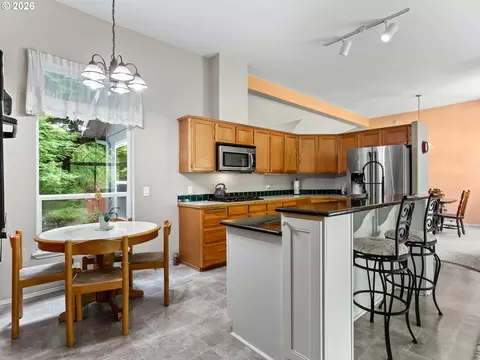 Kitchen - 502 SE Red Elder Dr, Corbett, OR 97019 photo 1 of 4