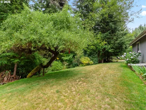 Exterior - 502 SE Red Elder Dr, Corbett, OR 97019 photo 12 of 19