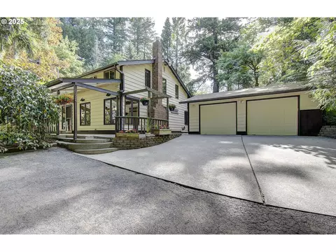5926 SE Jenne Rd, Portland, OR 97236