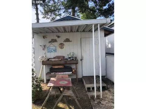 Exterior - 1125 58th St #8, Springfield, OR 97478 photo 5 of 9
