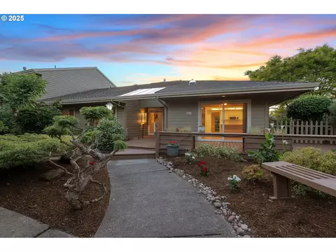 7785 SW Fairway Dr, Wilsonville, OR 97070
