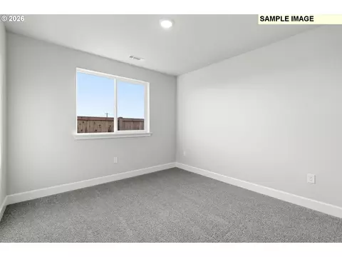 Bedroom - 577 Taft St, Umatilla, OR 97882 photo 3 of 4