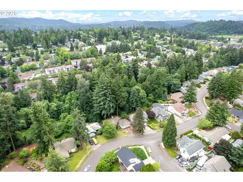 View/Area - 1494 NW 15th St, Gresham, OR 97030 photo 1 of 3