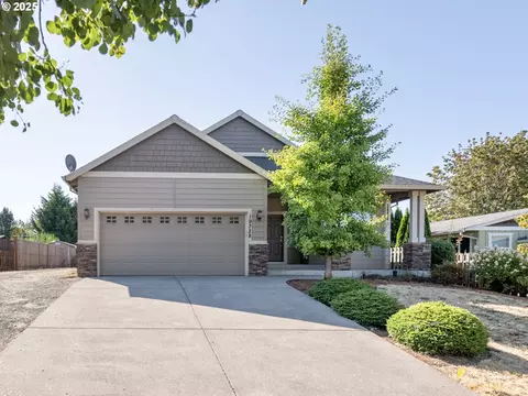 19328 Vincent Dr, Oregon City, OR 97045