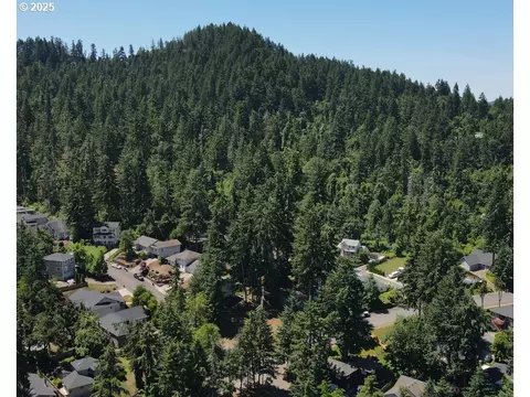 S 69th Pl, Springfield, OR 97478 photo 13